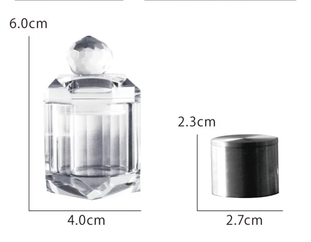 ゴールドチェーンのメモリアルペンダント